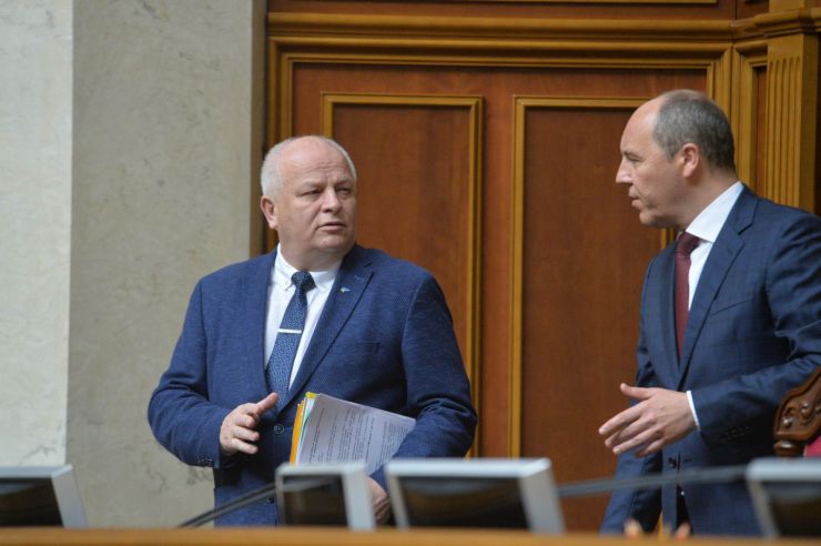 21 червня 2019 пленарне засідання Верховної Ради України.
Головуючий повідомив, що в пленарному засіданні беруть участь члени Кабінету Міністрів на чолі з Першим віце-прем’єр-міністром Степаном Кубівим. Розпочалася 