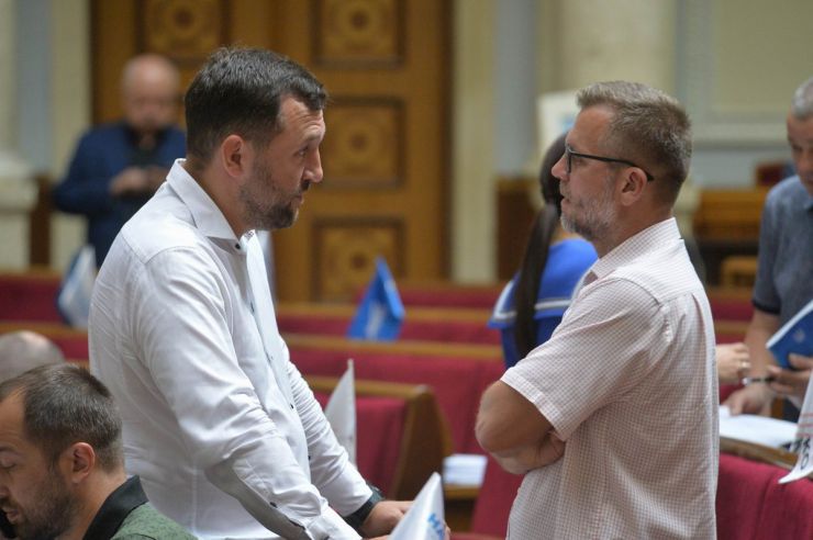 21 червня 2019 пленарне засідання Верховної Ради України.
Головуючий повідомив, що в пленарному засіданні беруть участь члени Кабінету Міністрів на чолі з Першим віце-прем’єр-міністром Степаном Кубівим. Розпочалася 