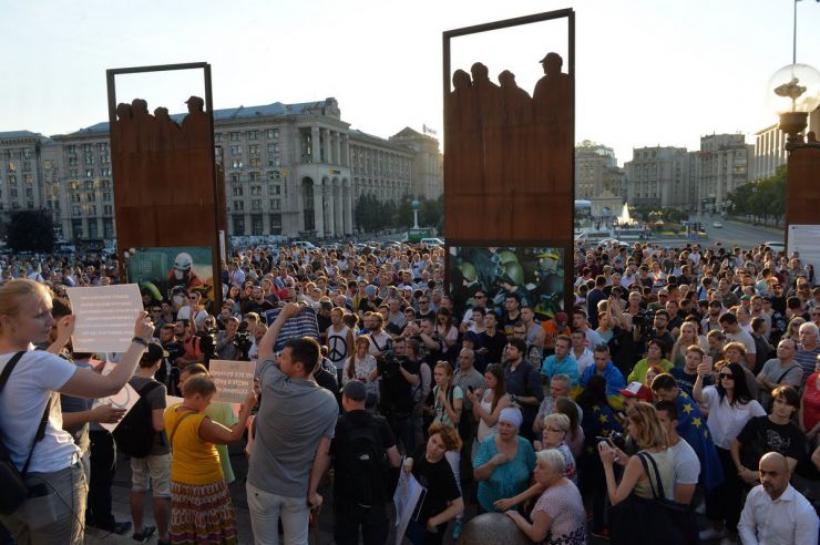 2 липня 2019 Київ, Майдан Незалежності.
Акція “Терпіти більше не можна” проти затвердження ЦВК Шарія і Клюєва кандидатами в депутати.