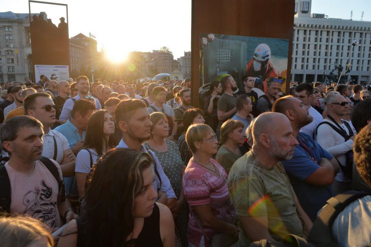 2 липня 2019 Київ, Майдан Незалежності.
Акція “Терпіти більше не можна” проти затвердження ЦВК Шарія і Клюєва кандидатами в депутати.