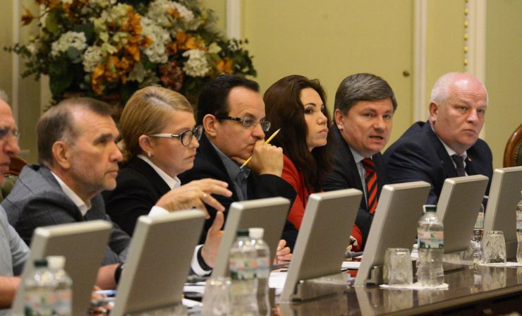 8 липня 2019 засідання Погоджувальної Ради Верховної Ради України. Олександр Бакуменко (БП), Юлія Тимошенко (Б), Олег Березюк (сам), Вікторія Сюмар (НФ), Артур Герасимов (БП), 1-й віце-прем’єр міністр України Степан Кубів.