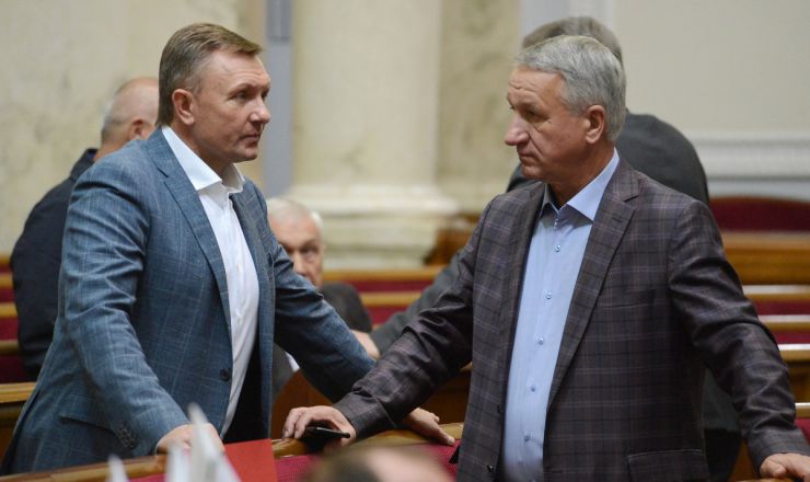 10 липня 2019 пленарне засідання Верховної Ради України.
Головуючий надав слово голові підкомітету Комітету з питань правової політики та правосуддя Олександру Черненку, який доповідає правки до проекту Виборчого кодексу.
Народні депутати розпочали розгляд з 4150-ї правки.