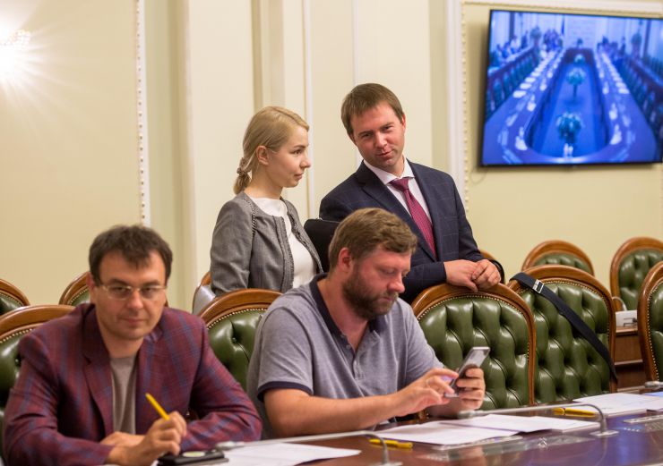Голова Верховної Ради України Андрій Парубій скликав перше засідання Підготовчої депутатської групи з числа новообраних народних депутатів України.
У відповідності до вимог частини 2 статті 13 Регламенту Верховної Ради України до Підготовчої депутатської групи делеговані представники від політичних партій, котрі подолали п’ятивідсотковий бар’єр, а саме: 
