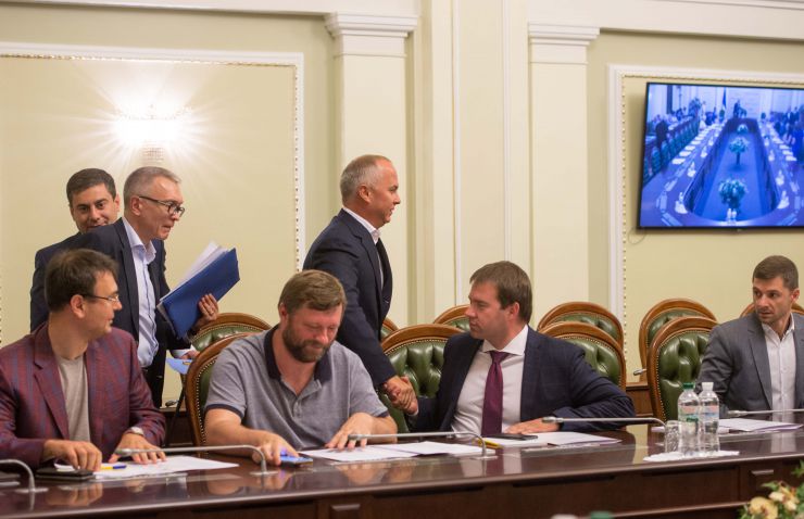 Голова Верховної Ради України Андрій Парубій скликав перше засідання Підготовчої депутатської групи з числа новообраних народних депутатів України.
У відповідності до вимог частини 2 статті 13 Регламенту Верховної Ради України до Підготовчої депутатської групи делеговані представники від політичних партій, котрі подолали п’ятивідсотковий бар’єр, а саме: 
