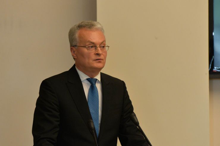 Голова Верховної Ради України Андрій Парубій здійснює візит до Литовської Республіки з метою участі у Третій міжнародній Конференції «Президента Валдаса Адамкуса». Програмою візиту також передбачені зустрічі зі Спікером Сеймаса Литовської Республіки Вікторасом Пранцкєтісом і депутатами Сеймаса - членами неформальної групи підтримки України у литовському парламенті «Pro Ukraine». Гітанас Науседа, Президент Литовської Республіки 