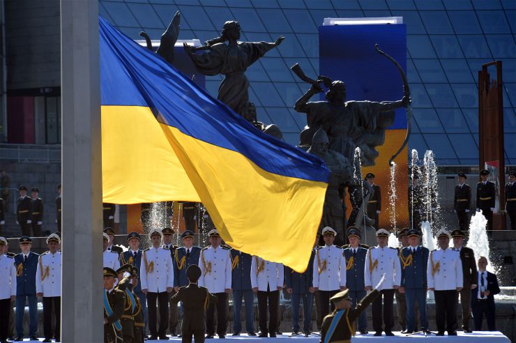 Участь Президента України Володимира Зеленського в урочистостях з нагоди 28-ї річниці Незалежності України.
Під час урочистостей до Дня Незалежності України Президент вручив державні нагороди військовим, поліцейським, рятувальникам, освітянам, медикам, волонтерам і спортсменам.
