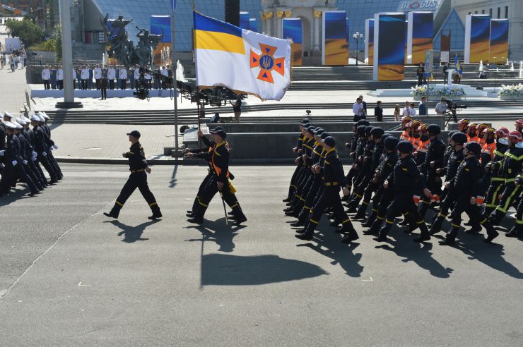 Участь Президента України Володимира Зеленського в урочистостях з нагоди 28-ї річниці Незалежності України.
Під час урочистостей до Дня Незалежності України Президент вручив державні нагороди військовим, поліцейським, рятувальникам, освітянам, медикам, волонтерам і спортсменам.
