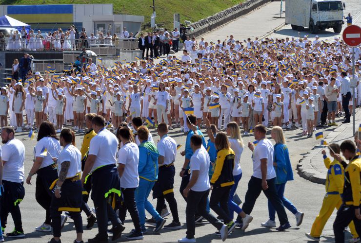 Участь Президента України Володимира Зеленського в урочистостях з нагоди 28-ї річниці Незалежності України.
Під час урочистостей до Дня Незалежності України Президент вручив державні нагороди військовим, поліцейським, рятувальникам, освітянам, медикам, волонтерам і спортсменам.
