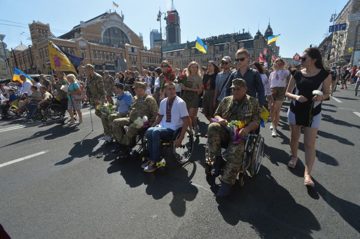 У День Незалежності в Києві пройшла хода учасників російсько-української війни.