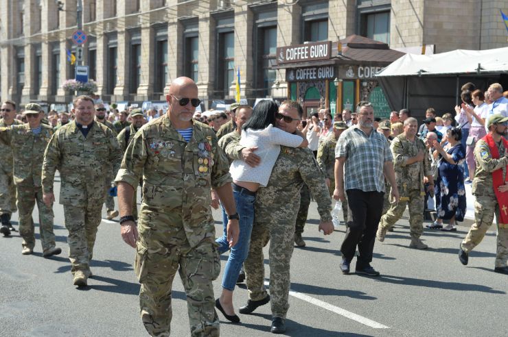 У День Незалежності в Києві пройшла хода учасників російсько-української війни.