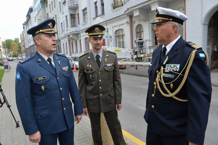 
Голова Верховної Ради України Андрій Парубій здійснює візит до Литовської Республіки з метою участі у Третій міжнародній Конференції «Президента Валдаса Адамкуса». 
День прапора в посольстві України в Литві
