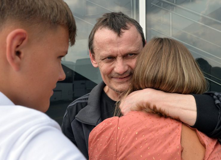 7 вересня 2019 у Київ в аеропорт Бориспіль прилетіли з московського полону 35 українських заручників, серед них 24 моряки захоплених суден у Керченській протоці. Микола Карпюк.