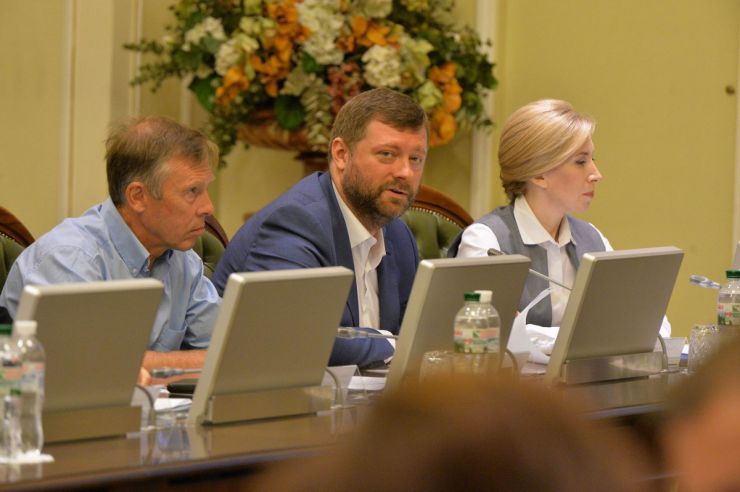 9 вересня 2019 погоджувальна Рада ВР України.
Сергій Соболєв - Батьківщина, Олександр Корнієнко, Ірина Верещук-обоє СН.