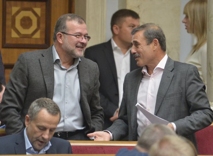 19 вересня 2019 пленарне засідання Верховної Ради України.
Віктор Балога, Антон Кіссе ЗА.