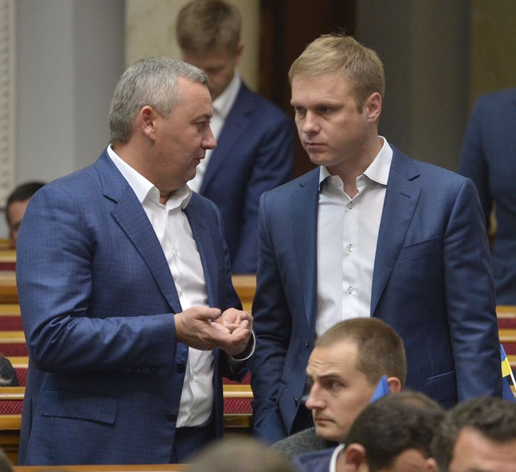 Пленарне засідання Верховної Ради України. 
Народні депутати продовжують розгляд правок до законопроекту про внесення змін до деяких законів України щодо діяльності органів суддівського врядування №1008. Владіслав Поляк ЗА Валерій Лунченко позафр.
