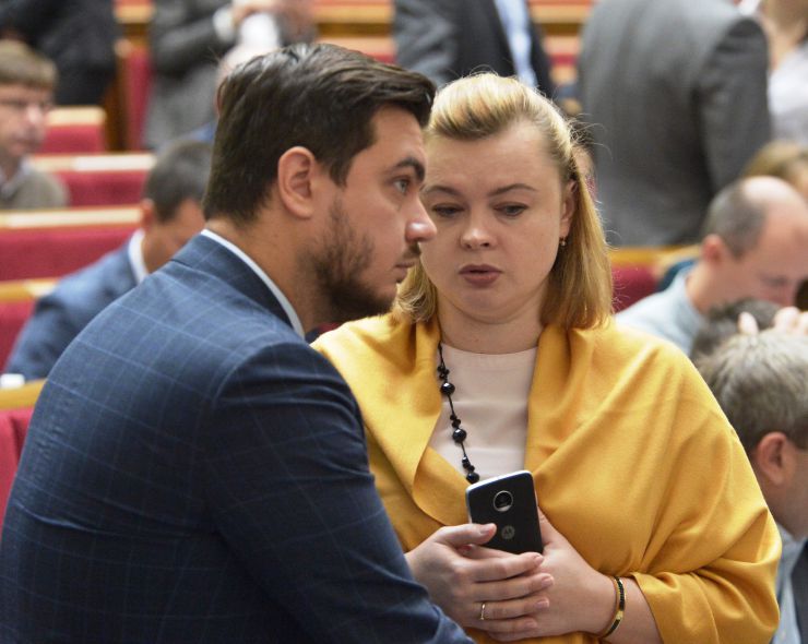 Пленарне засідання Верховної Ради України. 
Народні депутати продовжують розгляд правок до законопроекту про внесення змін до деяких законів України щодо діяльності органів суддівського врядування №1008. Дмитро Наталуха СН Ганна Лічман СН 
