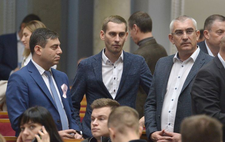 Пленарне засідання Верховної Ради України.
Прийнято за основу проект Закону 