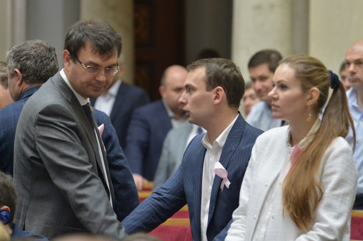 Пленарне засідання Верховної Ради України.
Прийнято за основу проект Закону 