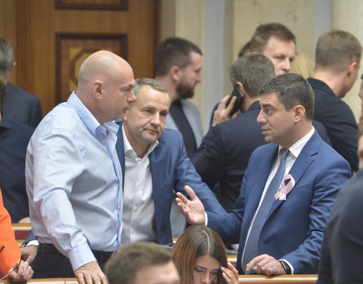 Пленарне засідання Верховної Ради України.
Прийнято за основу проект Закону 