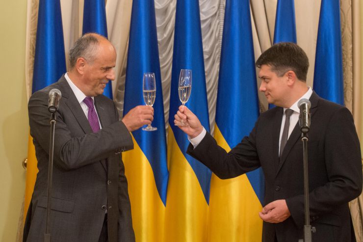 Зустріч Голови Верховної Ради України Дмитра Разумкова з Главами дипломатичних місій, акредитованих в Україні. Надзвичайний і Повноважний посол Чорногорії в Україні Любомир Мішуровіч