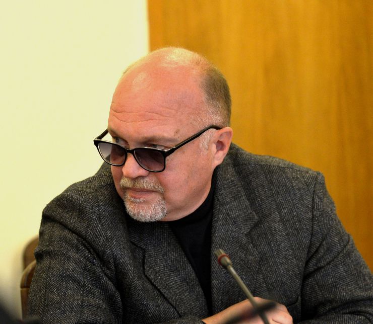 Комітет Верховної Ради України з питань соціальної політики та захисту прав ветеранів провів засідання робочої групи з доопрацювання до другого читання проекту Закону України про внесення змін до Кодексу законів про працю України щодо усунення норм, які порушують права та законні інтереси роботодавців України.  Дмитро Лях керівник департаменту правового захисту Федерації профспілок України