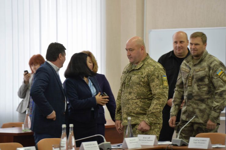 Виїзне засідання Комітету з питань прав людини, деокупації та реінтеграції тимчасово окупованих територій у Донецькій, Луганській областях та Автономній Республіці Крим, міста Севастополя, національних меншин і міжнаціональних відносин в м. Сєвєродонецьк.