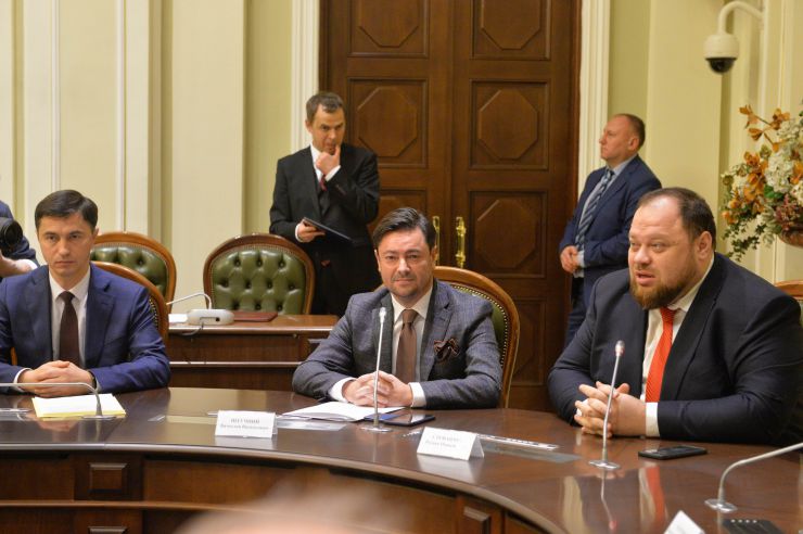 Голова Верховної Ради України Дмитро Разумков представив керівника апарату Верховної Ради України В’ячеслава Штучного. Стефанчук, Боднар 