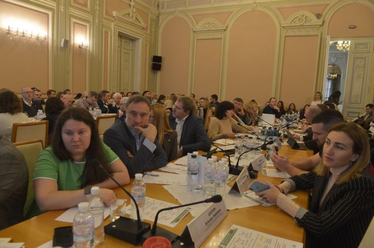 Комітет Верховної Ради України з питань організації державної влади, місцевого самоврядування, регіонального розвитку та містобудування провів комітетські слухання на тему: «Захист інвестицій в житлову нерухомість та шляхи вирішення проблем постраждалих інвесторів».