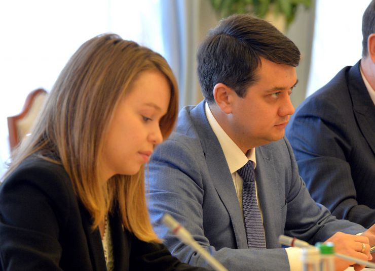Спільне робоче засідання членів делегації Верховної Ради України в ПАРЄ з членами делегацій країн Балтік+
З вітальним словом виступив Голова Верховної Ради України Дмитро Разумков.

У зустрічі взяли участь з іноземної сторони: Голова делегації Парламенту Латвійської Республіки у Парламентській асамблеї Ради Європи (ПАРЄ) Інесе Лібіня-Егнере, Член делегації Парламенту Латвійської Республіки у ПАРЄ Лінда Озола, Секретар делегації Парламенту Латвійської Республіки у ПАРЄ Мартін Олекшс, Голова делегації Парламенту Королівства Великої Британії та Північної Ірландії у ПАРЄ Сер Роджер Гейл, Голова делегації Парламенту Грузії у ПАРЄ Тамар Чугошвілі, Член делегації Парламенту Грузії у ПАРЄ Георгі Канделакі, Заступник Голови делегації Парламенту Литовської Республіки у ПАРЄ Егідіюс Варейкіс, Член делегації Парламенту Литовської Республіки у ПАРЄ Емануеліс Зингеріс, Секретар делегації Парламенту Литовської Республіки у ПАРЄ Селія Левін, Член делегації Парламенту Естонської Республіки у ПАРЄ Еерік-Нійлес Кросс.
З української сторони: Голова Постійної делегації у ПАРЄ Єлизавета Ясько, члени Постійної делегації у ПАРЄ - Леся Василенко, Сергій Кальченко, Олександр Мережко, Юлія Овчинникова; Керівник Апарату Верховної Ради України Вячеслав Штучний, Заступник міністра закордонних справ України Сергій Кислиця. 
