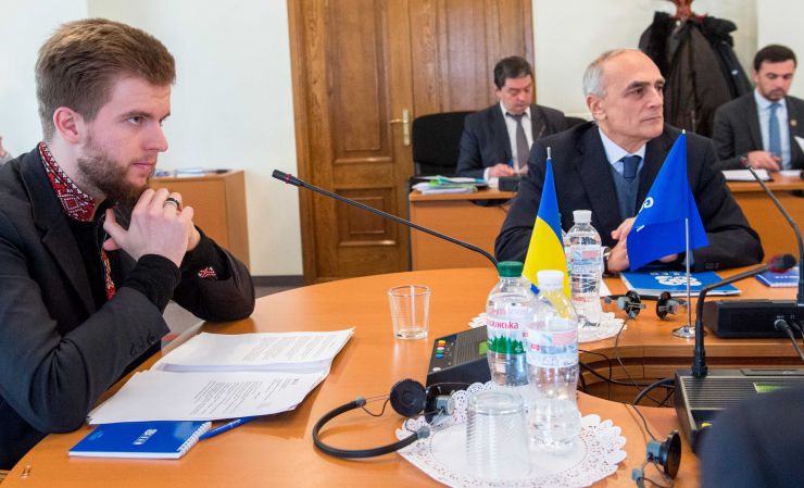 12-а сесія Парламентської асамблеї Організації за демократію та економічний розвиток – ГУАМ продовжує свою роботу у Верховній Раді України. 

Засідання Комітета ПА ГУАМ з торгово-економічних питань. Голова ПА ГУАМ, Голова Постійної делегації ВР України в ПА ГУАМ Святослав Юраш, Генеральний секретар ГУАМ Алтай Ефендієв
