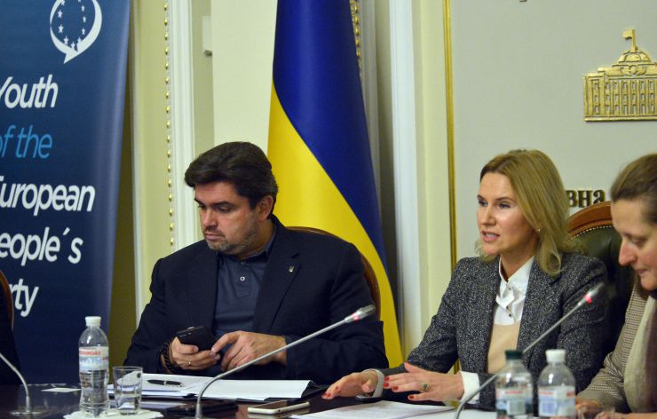 Заступник Голови Верховної Ради України Олена Кондратюк взяла участь у зустрічі з делегацією молоді Європейської народної партії