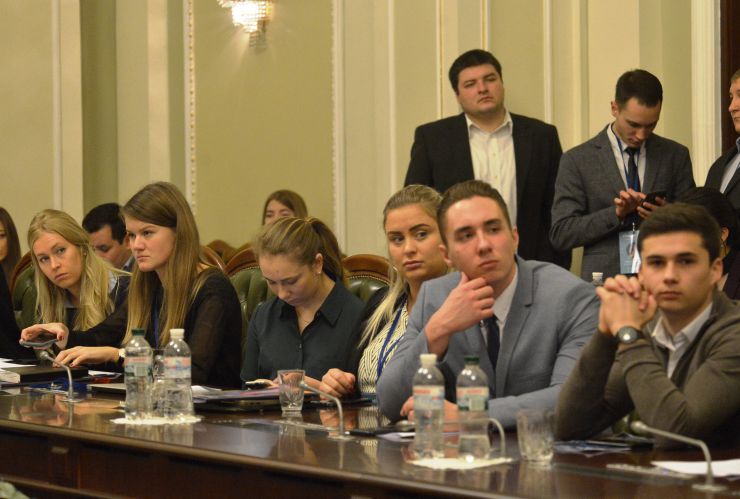 Заступник Голови Верховної Ради України Олена Кондратюк взяла участь у зустрічі з делегацією молоді Європейської народної партії