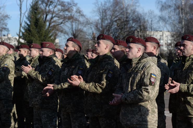 Робоча поїздка Голови Верховної Ради України Дмитра Разумкова
до Житомирської області.
Приїзд Голови Верховної Ради України Д.О.Разумкова до 95-ї окремої десантно-штурмової бригади Десантно-штурмових військ Збройних Сил України 
