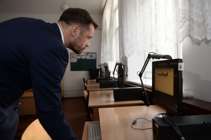 Робоча поїздка Голови Верховної Ради України Дмитра Разумкова
до Житомирської області.
 Приїзд Голови Верховної Ради України Д.О.Разумкова до комунального закладу 