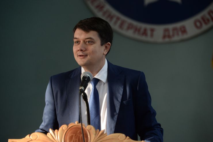 Робоча поїздка Голови Верховної Ради України Дмитра Разумкова
до Житомирської області.
 Приїзд Голови Верховної Ради України Д.О.Разумкова до комунального закладу 