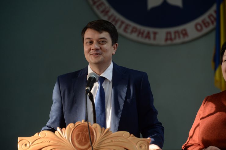 Робоча поїздка Голови Верховної Ради України Дмитра Разумкова
до Житомирської області.
 Приїзд Голови Верховної Ради України Д.О.Разумкова до комунального закладу 