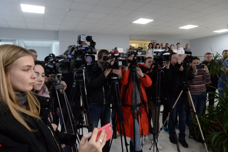Робоча поїздка Голови Верховної Ради України Дмитра Разумкова
до Житомирської області.
 Приїзд Голови Верховної Ради України Д.О.Разумкова до комунальної установи 