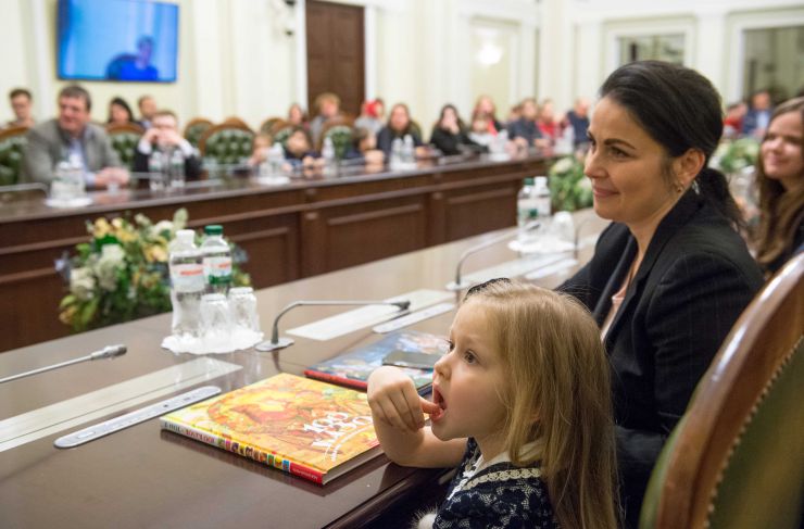 У рамках проекту Книжковий клуб Верховної Ради України «САМІТ З КНИГОЮ» відбулася творча зустріч народних депутатів України з українським поетом і видавцем, власником і директором видавництва «А-БА-БА-ГА-ЛА-МА-ГА» Іваном Малковичем