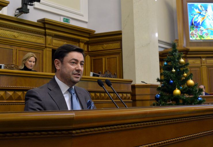 Голова Верховної Ради України Дмитро Разумков, керівництво парламента привітали колектив Апарату ВР України з Новорічними святами та вручило нагороди. Вячеслав Штучний Керівник Апарату ВР України 
