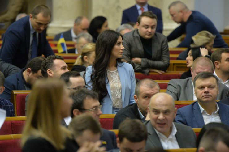 Пленарне засідання Верховної Ради України

Проект Закону про повну загальну середню освіту №0901 у другому читанні доповів заступник Голови Комітету з питань освіти, науки та інновацій Сергій Колебошин.
Після закінчення розгляду правок законопроект за результатами голосування прийнято в цілому 327 голосами «за».
