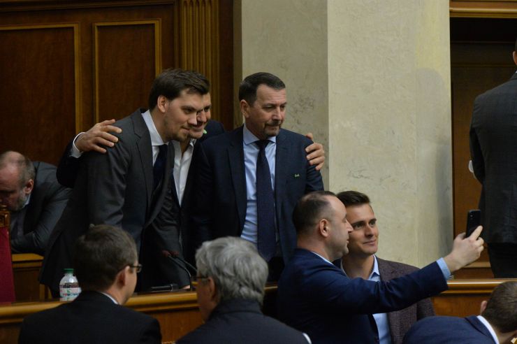 Пленарне засідання Верховної Ради України.

Прийнято за основу проект Закону 