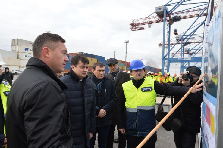 Робоча поїздка Голови Верховної Ради України Дмитра Разумкова до Херсонської, Миколаївської та Одеської областей.

Одеса. 