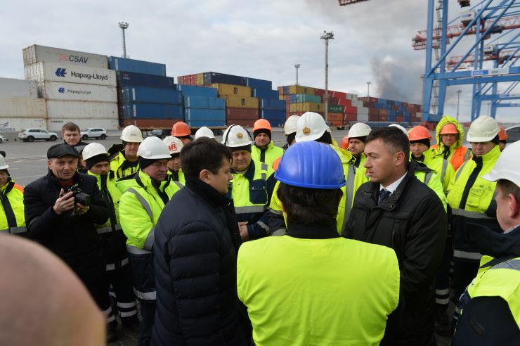 Робоча поїздка Голови Верховної Ради України Дмитра Разумкова до Херсонської, Миколаївської та Одеської областей.

Одеса. 
