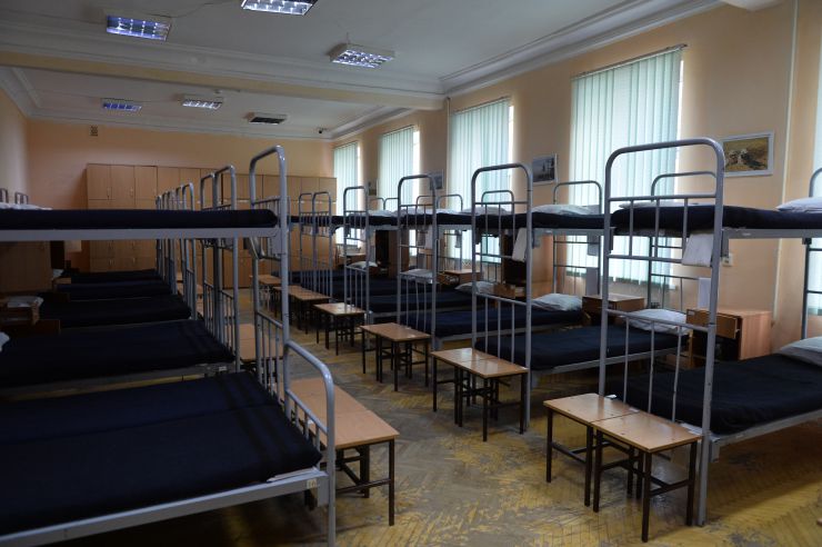 Робоча поїздка Голови Верховної Ради України Дмитра Разумкова до Херсонської, Миколаївської та Одеської областей.

Одеса. Військово-морський ліцей імені віце-адмірала Володимира Безкоровайного (Сучасний військовий навчальний заклад, який здійснює підготовку військових фахівців для Збройних Сил України, передислокований у 2014 році з м.Севастополь).

Ознайомлення з навчальною базою закладу.
Спілкування з педагогічним колективом та учнями.
Нагородження відзнаками Верховної Ради України.
