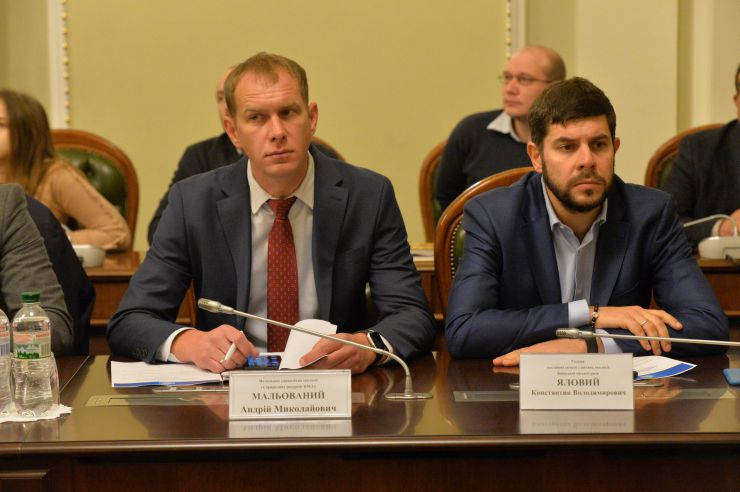 Круглий стіл за участю народних депутатів України парламентської фракції політичної партії 