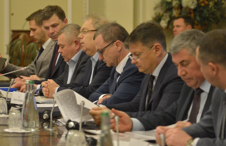 Міжфракційне депутатське об’єднання «За техногенну та екологічну безпеку в паливно-енергетичному комплексі, залізничному і трубопровідному транспорті України» провело засідання під головуванням керівника МФО Шахова Сергія  щодо стану локомотивного господарства, екологічної та техногенної безпеки на об’єктах AT «Укрзалізниця».