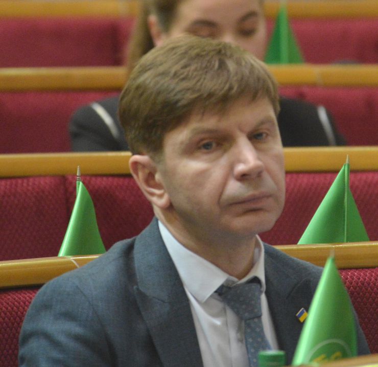 Парламентські слухання на тему: «Організація протиракової боротьби в Україні. Проблеми та шляхи їх вирішення». Н д Валерій Зуб доповідач