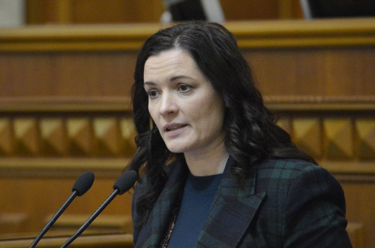 Парламентські слухання на тему: «Організація протиракової боротьби в Україні. Проблеми та шляхи їх вирішення». Зоряна Скалецька Міністр охорони здоров'я