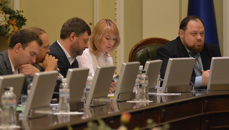  Засідання Погоджувальної ради у Верховній Раді України. Ярослав Железняк (Голос) Сергій Власенко(Б) Олександр Корнієнко (СН)Олена Шуляк (СН) Руслан Стефанчук