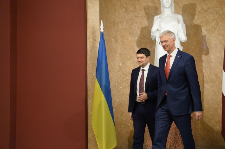 Офіційний візит Голови Верховної Ради України Дмитра Разумкова в Латвію.

Голова Верховної Ради України Дмитро Разумков зустрівся з Кріш'янісом Каріньшем, Прем’єр-міністром Латвії
